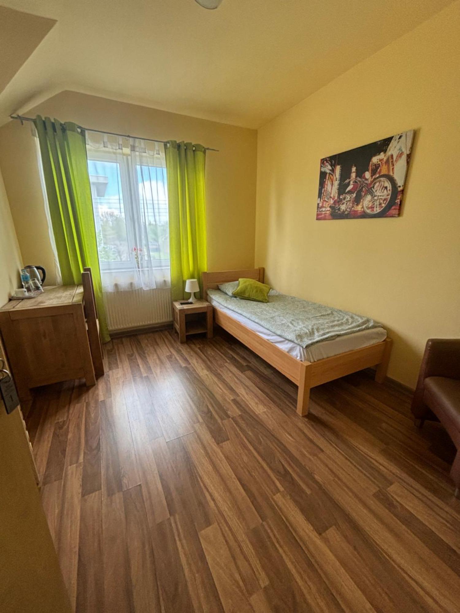 Bedrooms 3 Maja 15A วูดช์ ภายนอก รูปภาพ